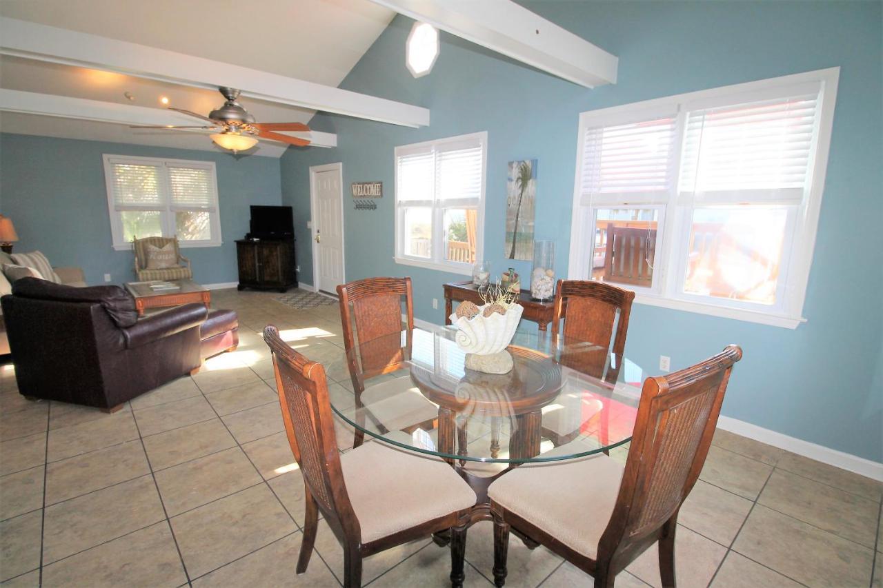 Salty Shack Unit C - Salty Shack - Dog Friendly Home - Across From The Beach - Central Location! Folly Beach Eksteriør billede